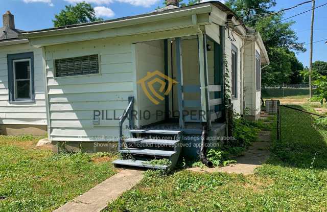 Charming 3-Bedroom Home with Updated Flooring in Crown Hill, Available NOW! Gallery 4