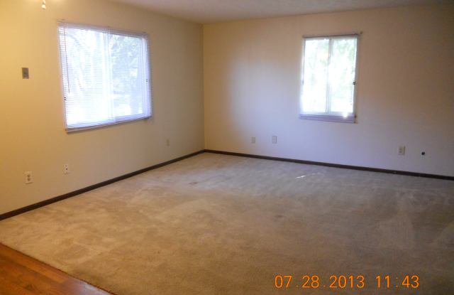 1291 Forsythe Ave photos photos