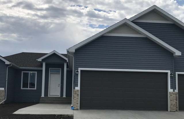 5 Bed 3 Bath Twin Home photos photos