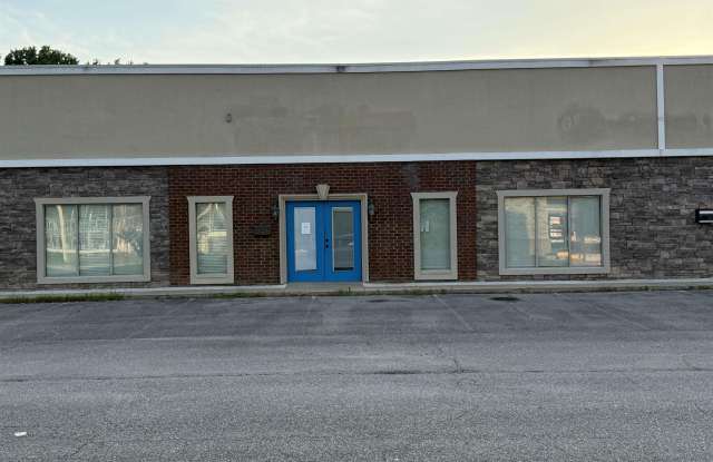723 W Beebe Capps Expressway photos photos