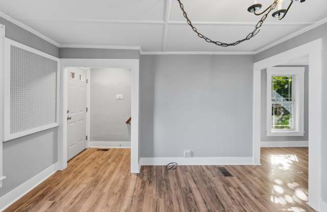 41 Beacon Street Gallery 2
