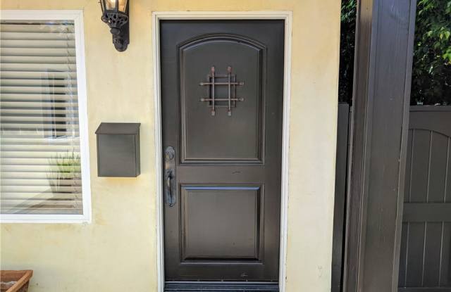 2808 Oak Avenue Gallery 3