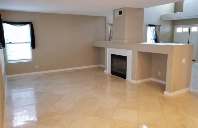 1257 S Silver Star Way Gallery 4