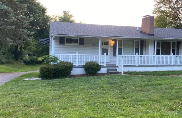 2018 Wellington Road - 2020 - 2018 Wellington Road, Middletown, OH 45044