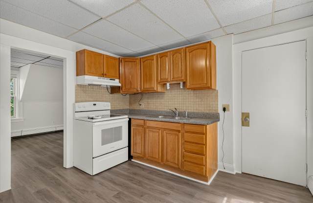 139 Greenwood Street - 3 photos photos 139 Greenwood Street - 3 photos photos