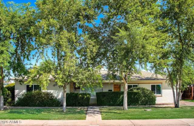 1526 W WINDSOR Avenue photos photos