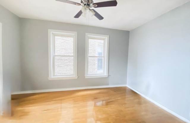 1444 N Talman Gallery 4