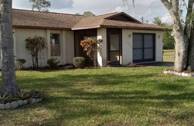 132 Hallmark Avenue photos photos