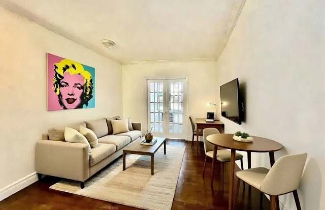 322 West 14th Street photos photos