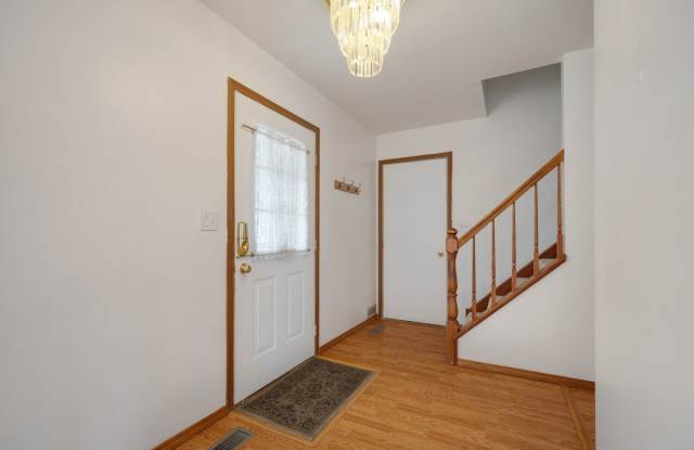 1127 Ashbrook Drive Gallery 3