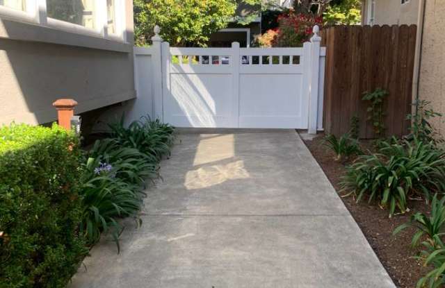 2953 Ashby Avenue photos photos