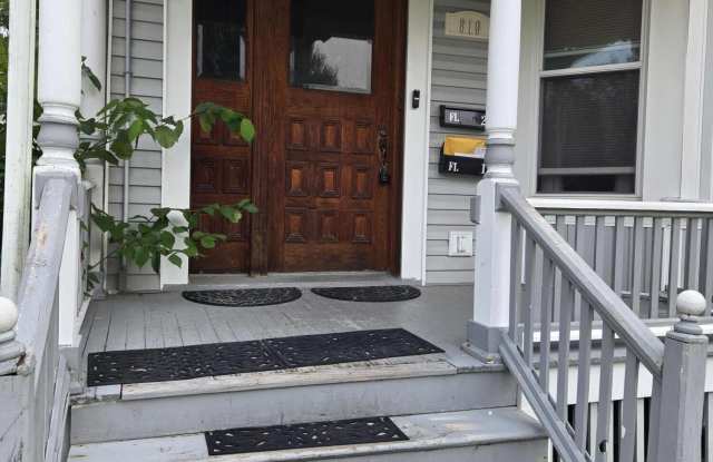 810 6 th Avenue photos photos
