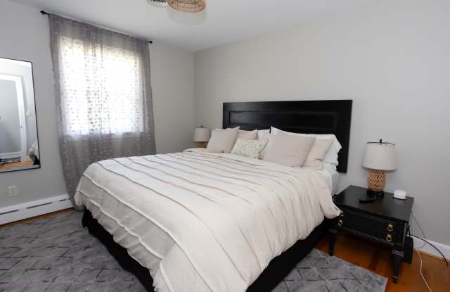 1622 Stony Battery Road photos photos