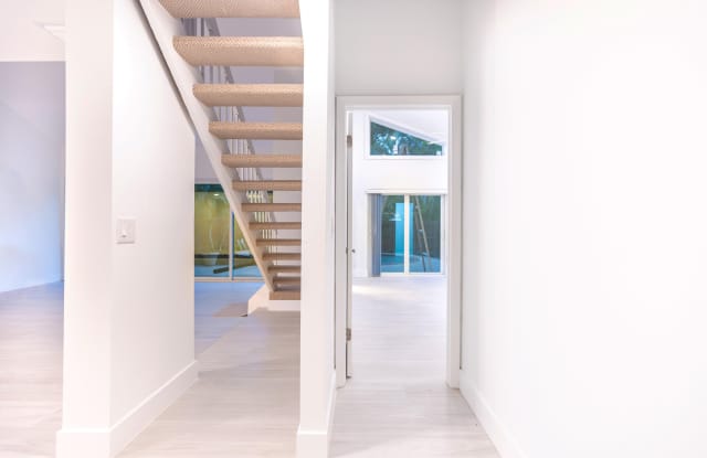 7860 Stanway Place W Gallery 4