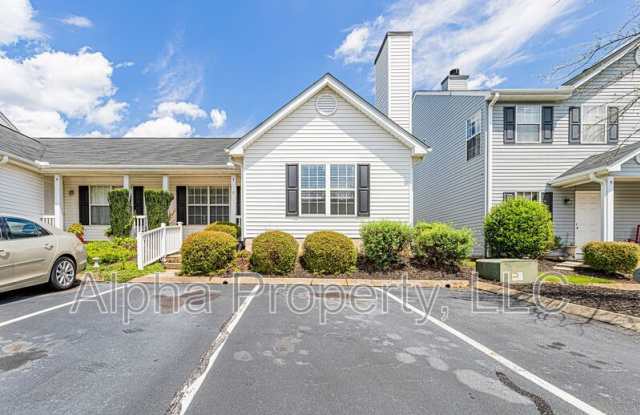7 Hammett Grove Lane - 7 Hammett Grove Lane, Greer, SC 29650