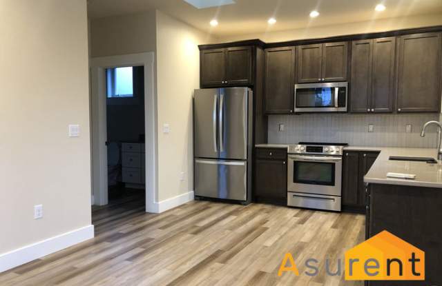 247 7th Street - 247 7th Street, Ashland, OR 97520