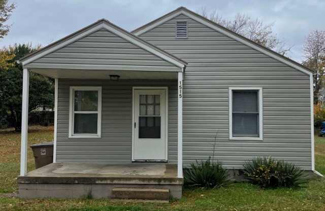 2 BDRM 1 BA, 816 SQ FT HOME, DUKE POWER, CITY OF GREENSBORO WATER- $925 MONTH, $925 DEPOSIT!! photos photos