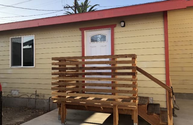 603 W 84th Street - 603 West 84th Street, Los Angeles, CA 90044