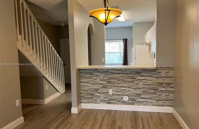 2317 SE 24th Ave photos photos
