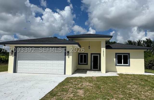 19527 SW 325th Ln Gallery 1