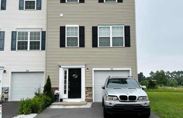 1106 WICKERSHAM WAY photos photos