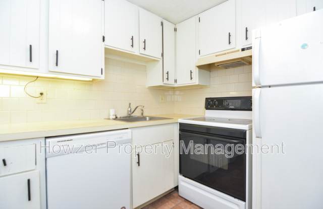 215 Winter St - 215 Winter Street, Weymouth Town, MA 02188