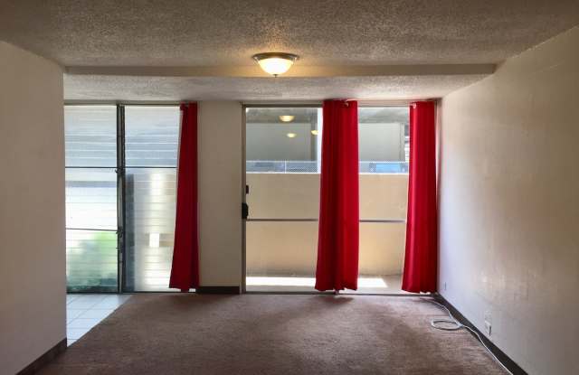Pearlridge Sunset: 3 Bedroom, 1 Bath Condo, 2 Parking Stalls, Pets OK photos photos