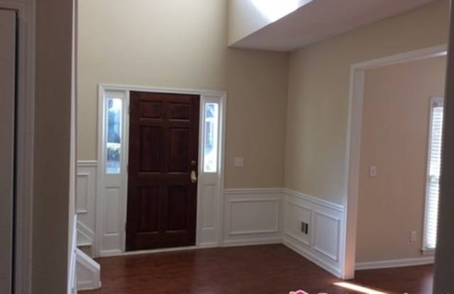 6440 Barwick Ln Gallery 3