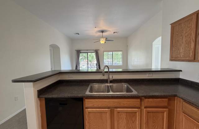 2727 N PRICE Road Gallery 4