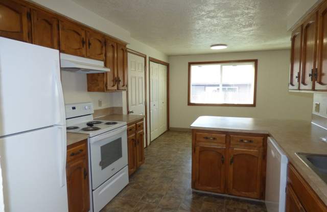Rent Special: 1/2 Off September's Rent!! 3 Bed Home in South Salem photos photos Rent Special: 1/2 Off September's Rent!! 3 Bed Home in South Salem photos photos