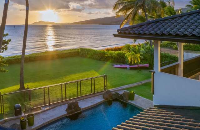 201 Portlock Rd by Gather: Beachfront Villa w/Pool Gallery 3