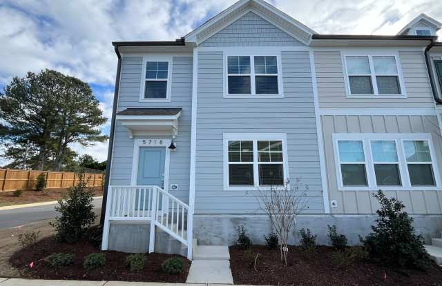 Excellent 3BD, 2.5BA End Unit Raleigh Townhome with 2-Car Attached Garage Near Desirable Amenities photos photos