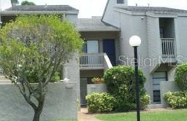 5260 GULF OF MEXICO DRIVE - 5260 Gulf of Mexico Drive, Longboat Key, FL 34228