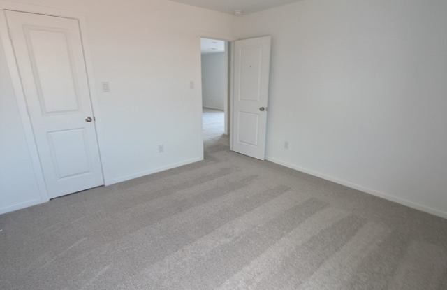 6618 Fiore Garden Gallery 2