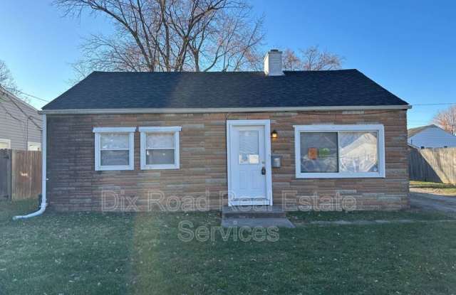 111 Forestwood Avenue - 111 Forestwood Avenue, Vandalia, OH 45377