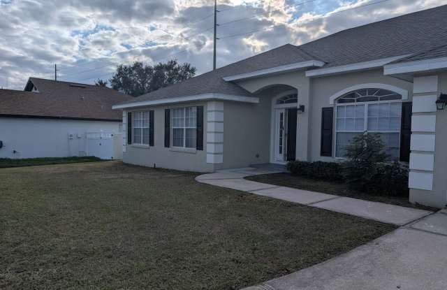 529 Pintail Circle - 529 Pintail Circle, Auburndale, FL 33823