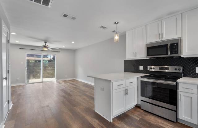 3810 Southway Drive, Unit 103, Austin, TX 78704 photos photos