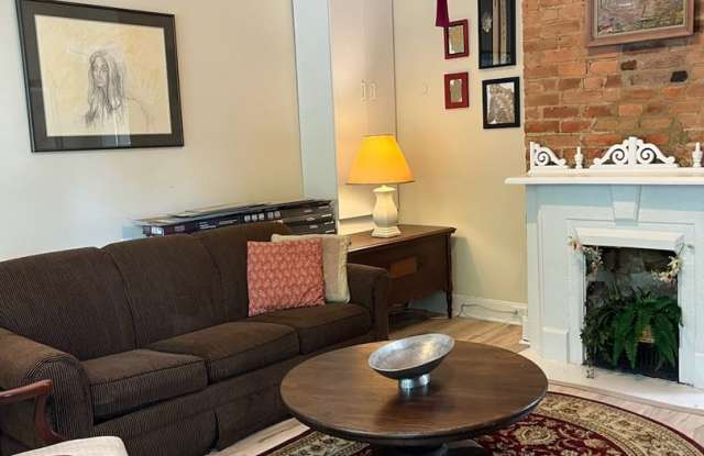 One Bedroom Old Louisville Cottage Gallery 4
