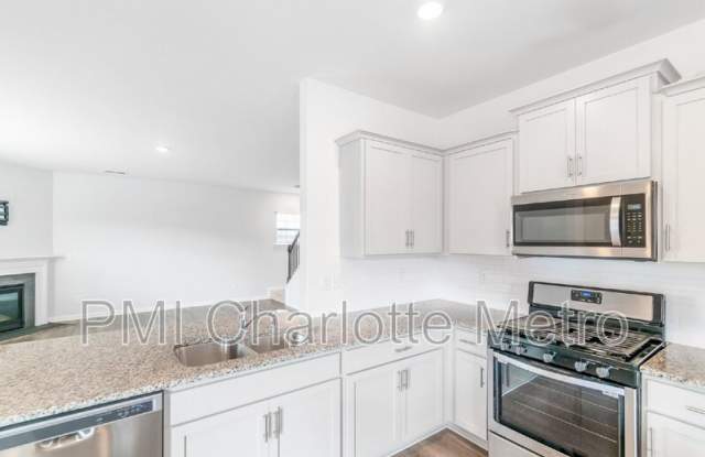 8019 Rowling Dr Gallery 3