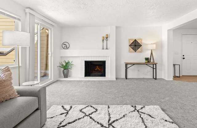 Adorable 2 bed, 2 bath Condo with Garage and Massive Deck in Salmon Creek! Apply Now! photos photos