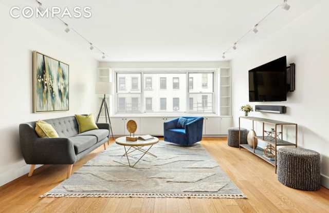 150 East 61st Street Gallery 2