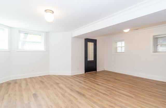 834 West Waveland Avenue - G Gallery 4