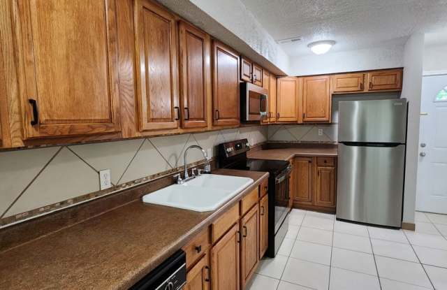 Beautifully Updated Condo in the highly sought area of Fairfield Glade * available for 6 months* Gallery 1