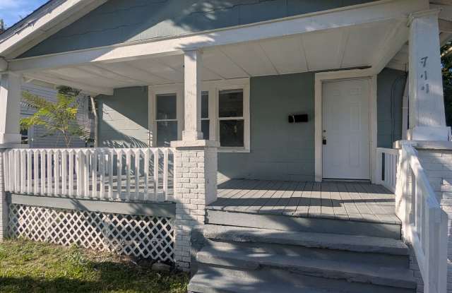 Newly renovated 3-bedroom, 1-bath home in Akron photos photos