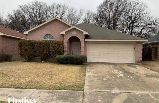 1551 Sunnymeadow Road - 1551 Sunnymeadow Rd, Lancaster, TX 75134
