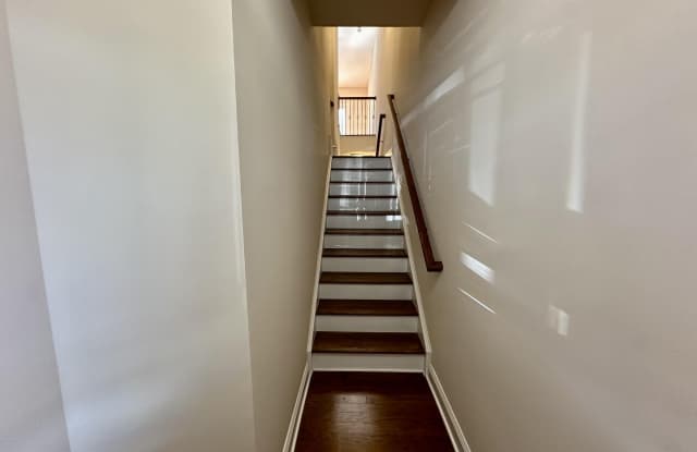 1004 Waymaker Court Gallery 4