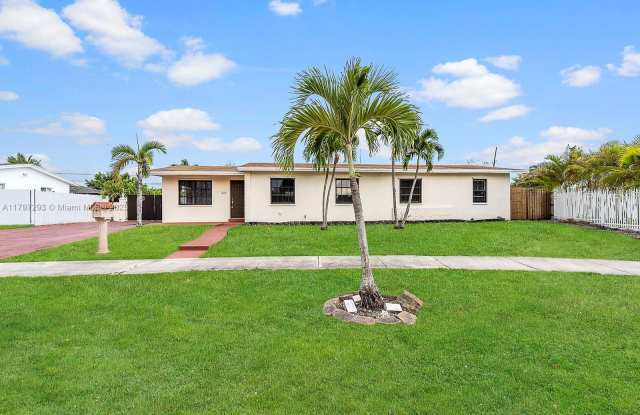 16321 SW 96th Ave photos photos