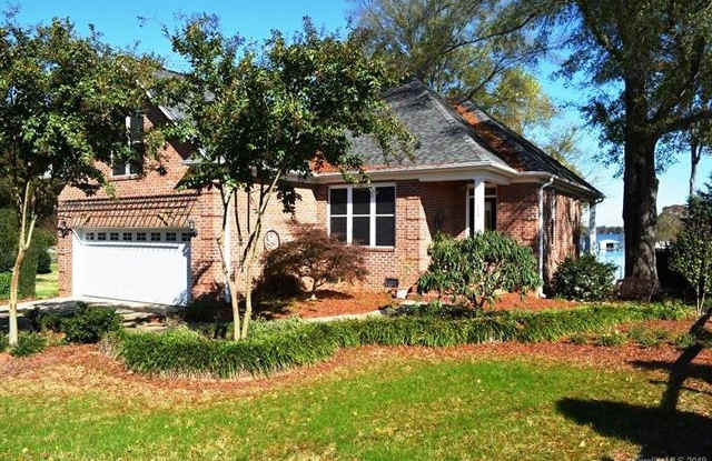 8054 Mountain Shore Drive - 8054 Mountain Shore Drive, Lake Norman of Catawba, NC 28673
