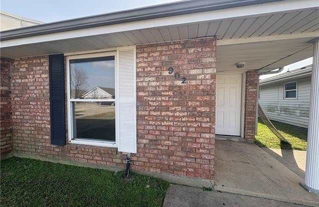 9020 AMOUR Drive photos photos