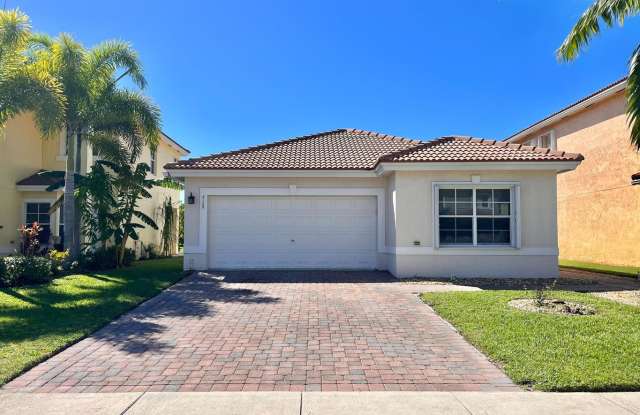 6129 Adriatic Way - 6129 Adriatic Way, Lake Belvedere Estates, FL 33413